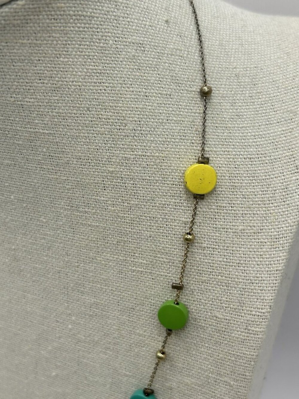 Vintage Colorful Painted Metal Bead Necklace Gold Tone Chain Boho Mod Retro Fun - Picture 3 of 16